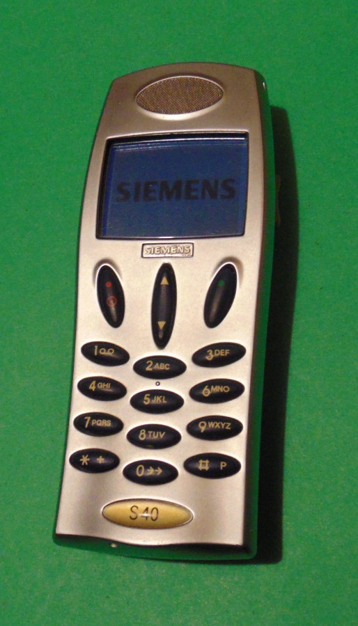 SIEMENS S40 – WORKING + BOX + ACCESSORIES – VERY RARE