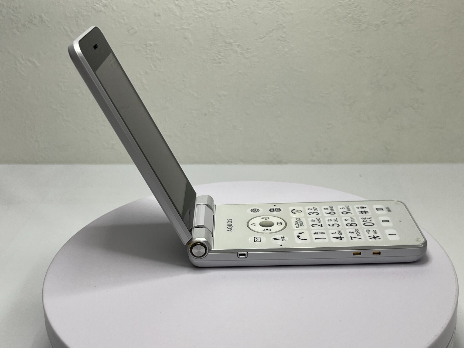 SHARP AQUOS Keitai 2 601SH Softbank White Unlocked SIM Free FLIP PHONE Android