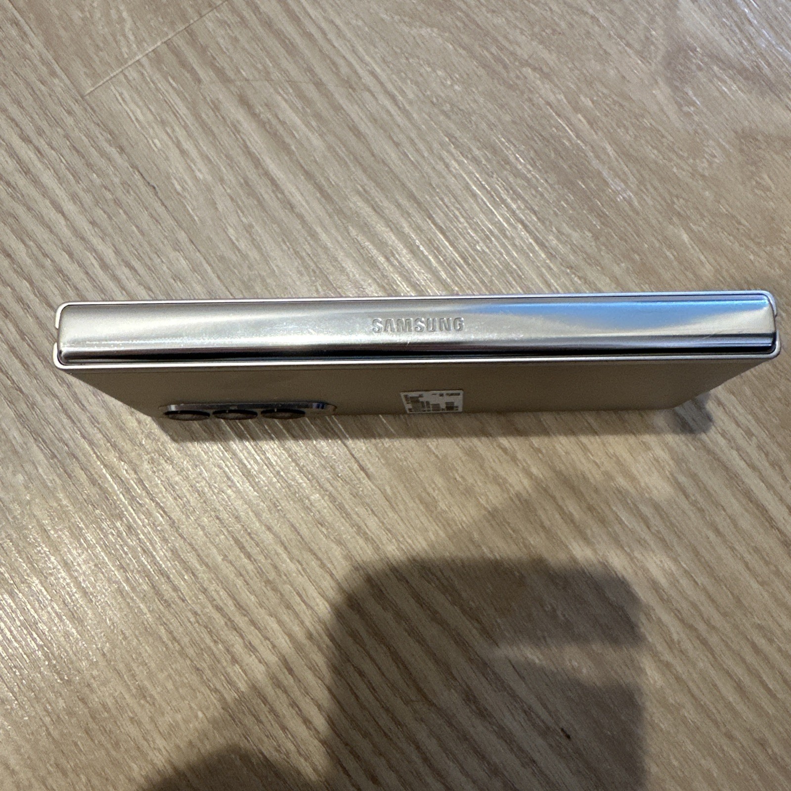 Samsung Galaxy Z Fold3 5G – Read Description – For parts. (E4)