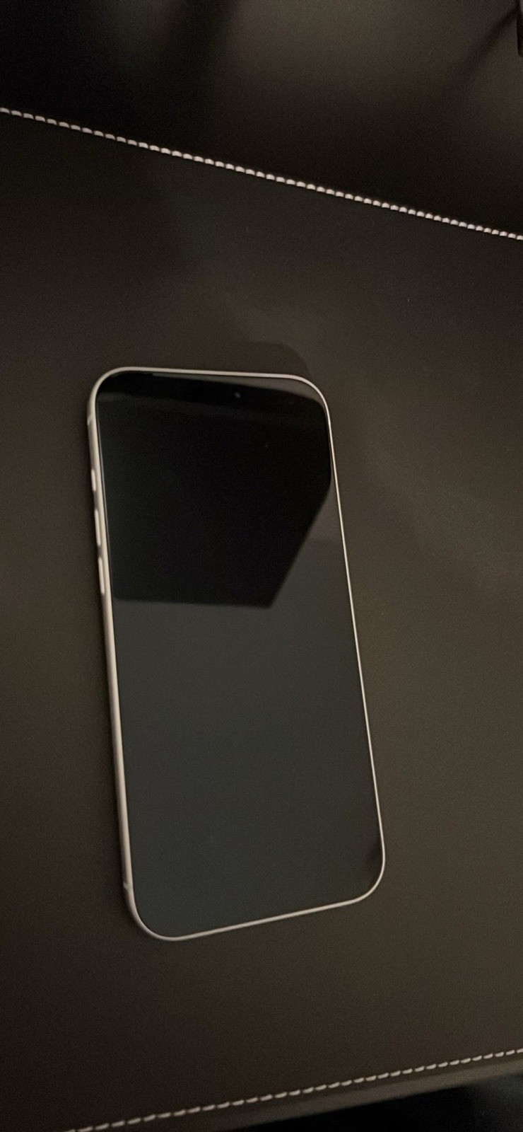 Apple iPhone White Face Recognition Wi-Fi Bluetooth NFC Smartphone iOS