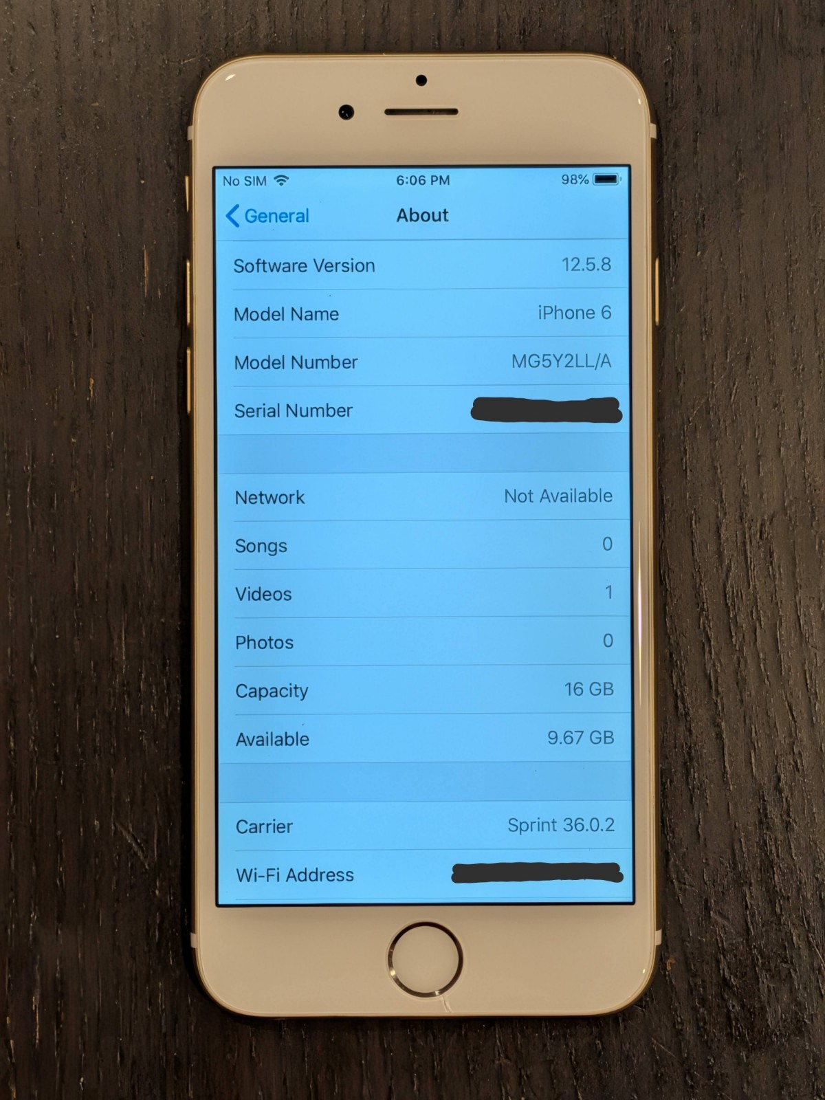 Apple iPhone 6 – 16GB – Gold (Sprint) A1549 (CDMA + GSM)