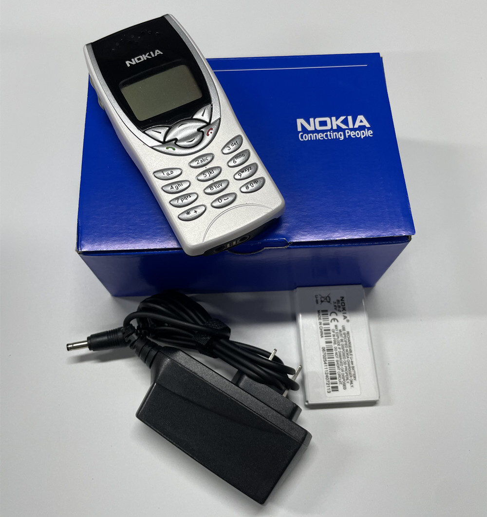 Original Nokia 8210 Unlocked Mobile Phone GSM900/1800 cellphone+1 Year WARRANTY