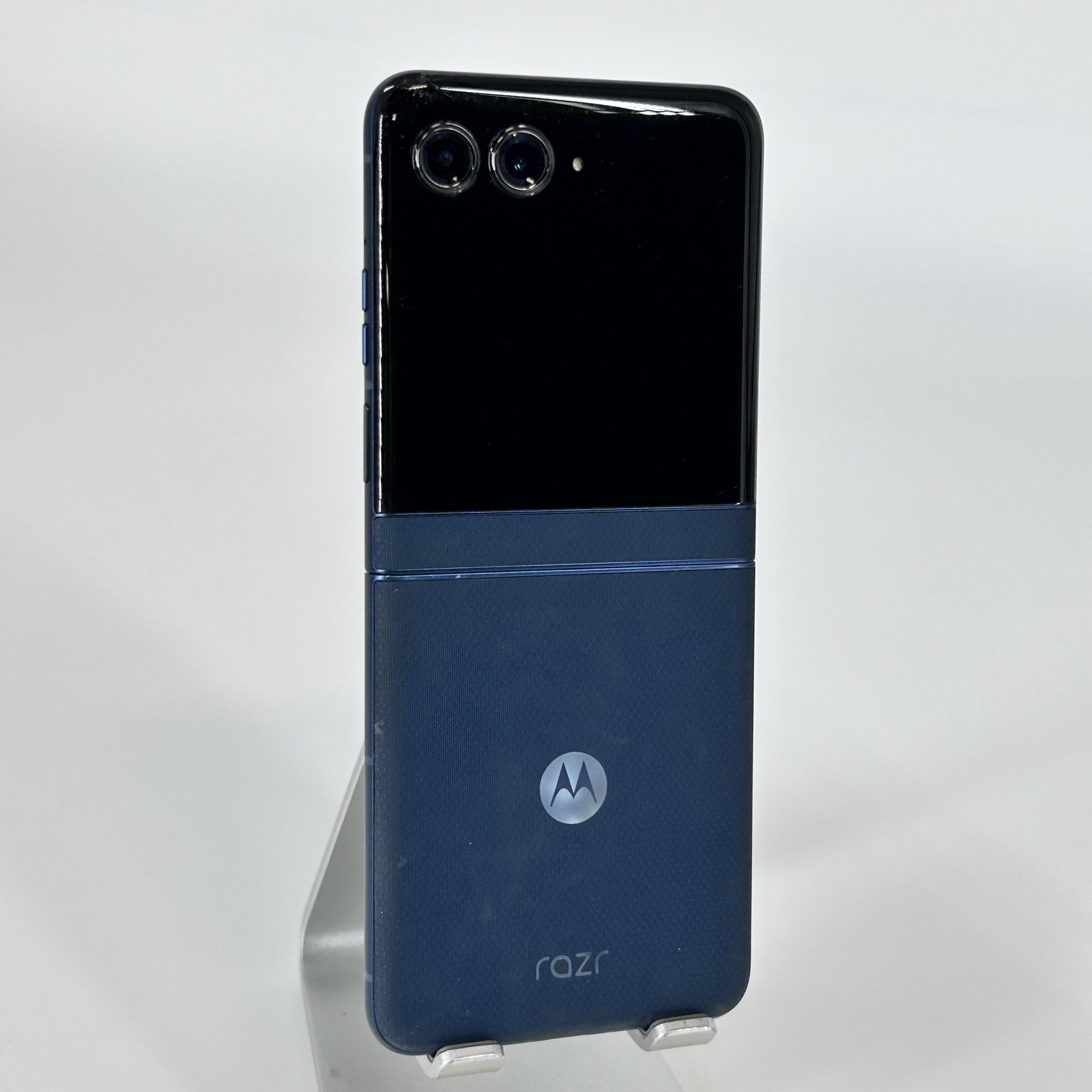 Motorola Razr (2025) Gibraltar Sea 256GB – T-Mobile – Back Glass Cracked