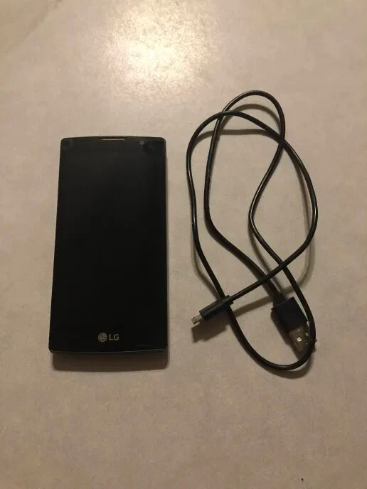 LG G4 H810 – 32GB – Metallic Gray (AT&T) Smartphone. Wont turn on