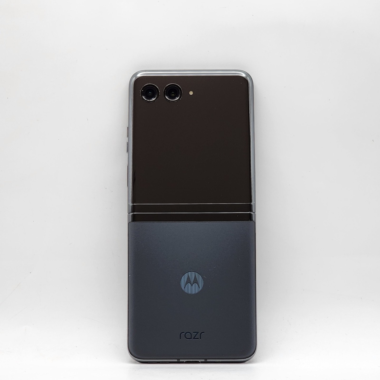 Motorola Razr 40 Ultra (2023) XT2321-3 256GB Infinite Black (Wi-Fi Only) – 50ME