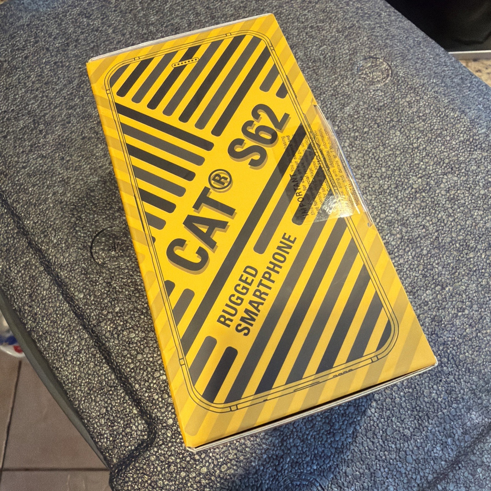 New CAT S62 T-Mobile 4G 128GB 5.7″ Rugged Android Smartphone – sealed Retail Box