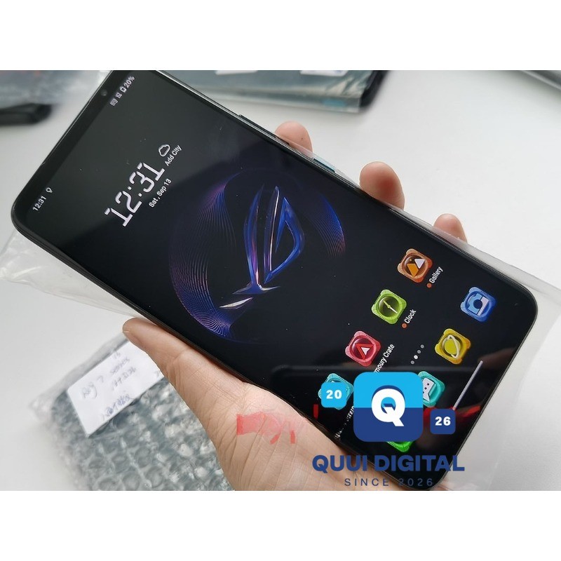 ASUS ROG Phone 7 – 256GB/512GB – Phantom Black/Storm White (Unlocked) Smartphone