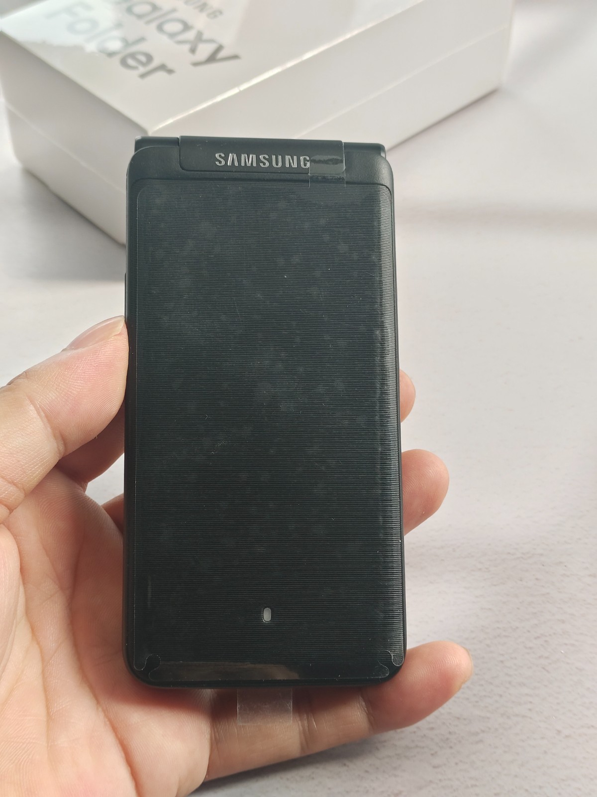Boxed Samsung Galaxy Folder G1600 16GB Unlocked Flip Andriod SmartPhone Dual SIM