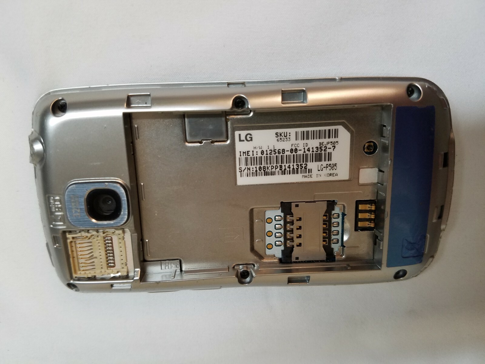 H20 Wireless At&t Cricket Black Go Phone LG Phoenix LG-P505 Cell Phone