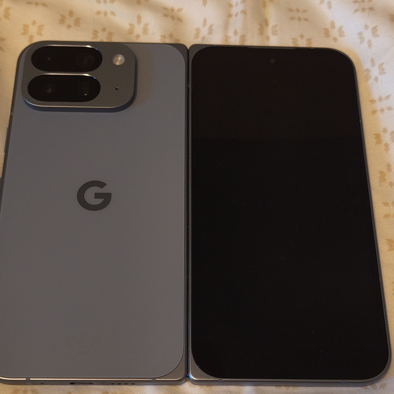 Google Pixel 10 Pro Fold 512GB 16GB RAM Unlocked Android Moonstone