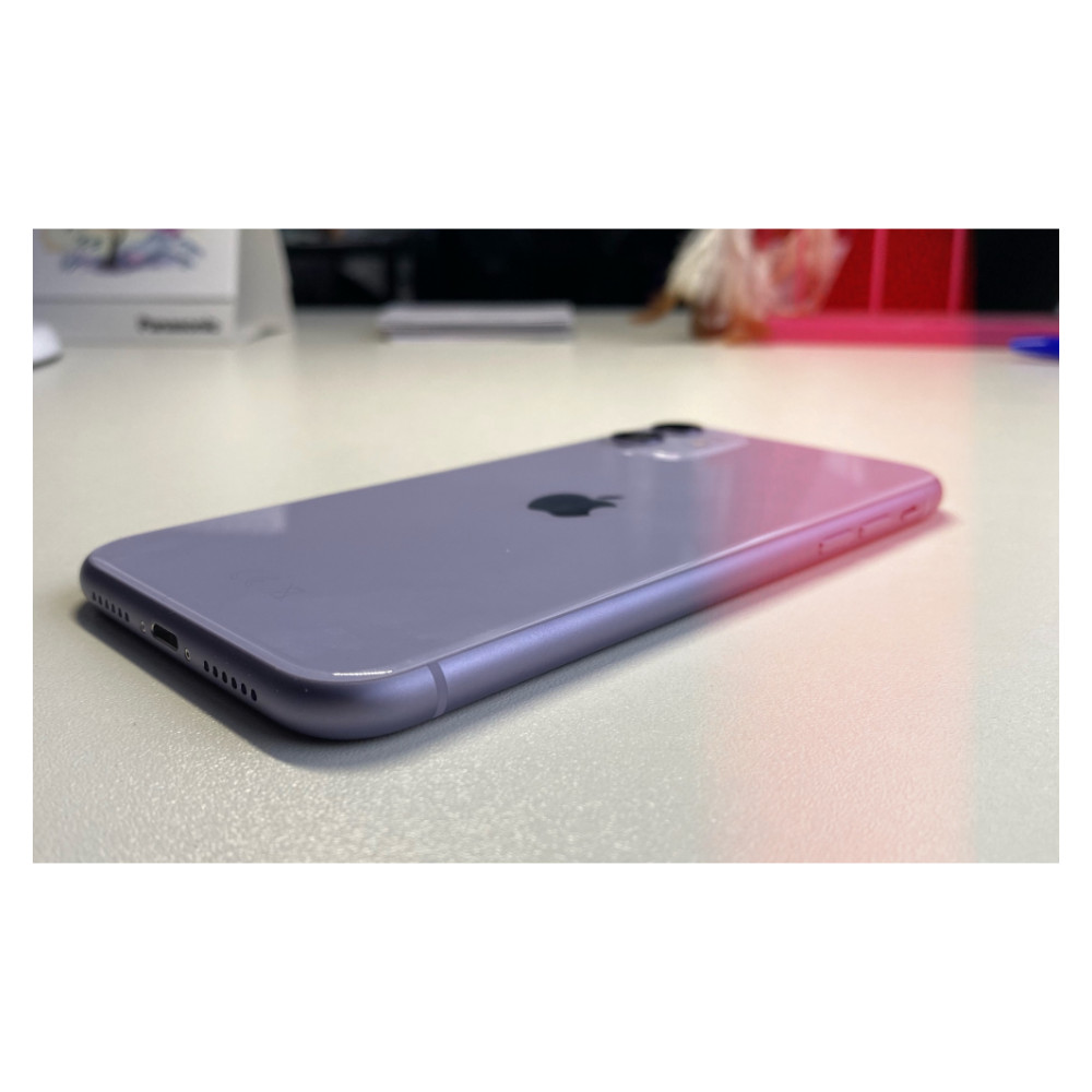 Apple iPhone 11 64GB/128GB Unlocked Verizon At&t GSM/CDMA LTE All Colors