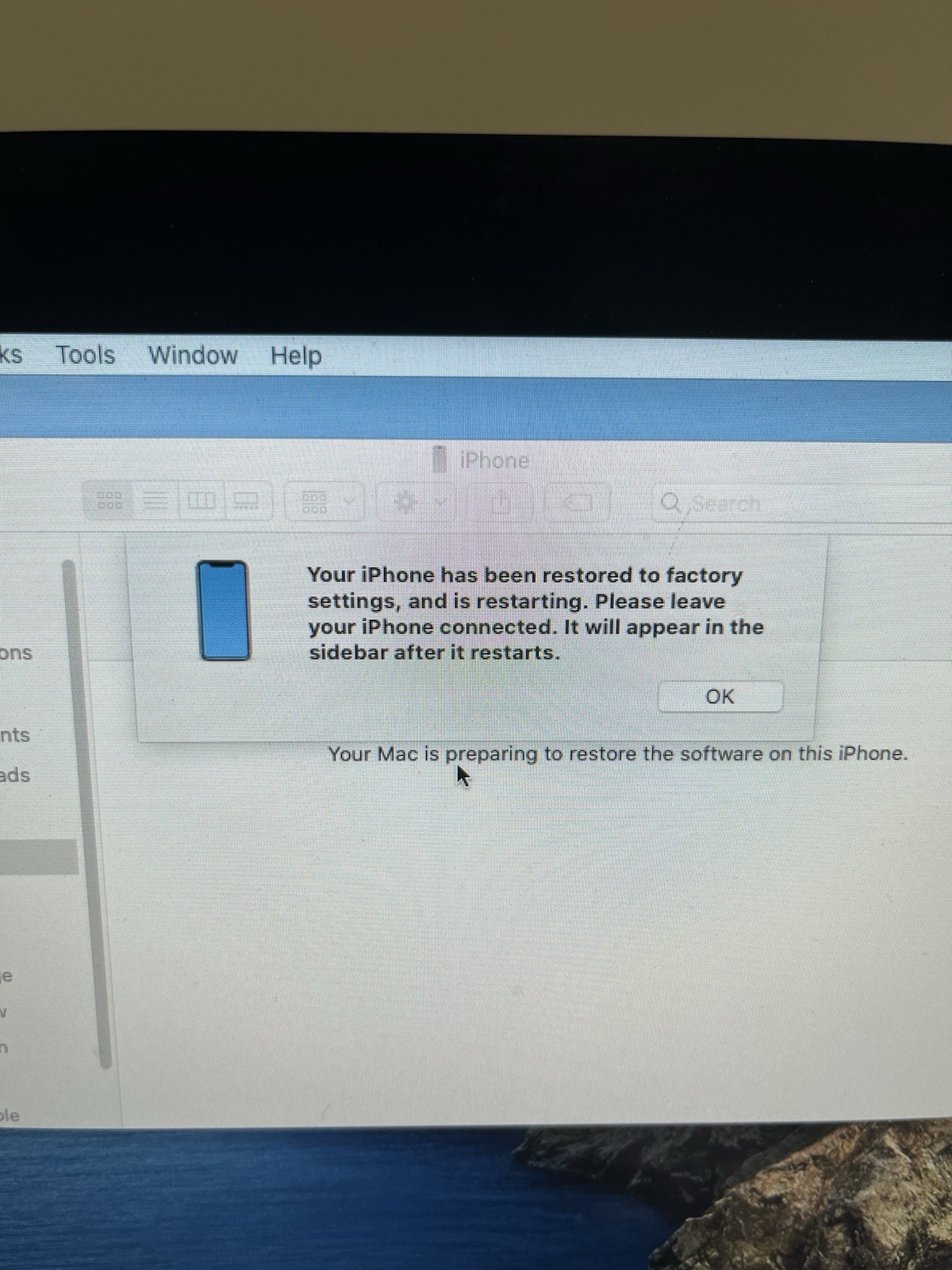 FOR PARTS ONLY Apple iPhone XR 64GB Black A1984