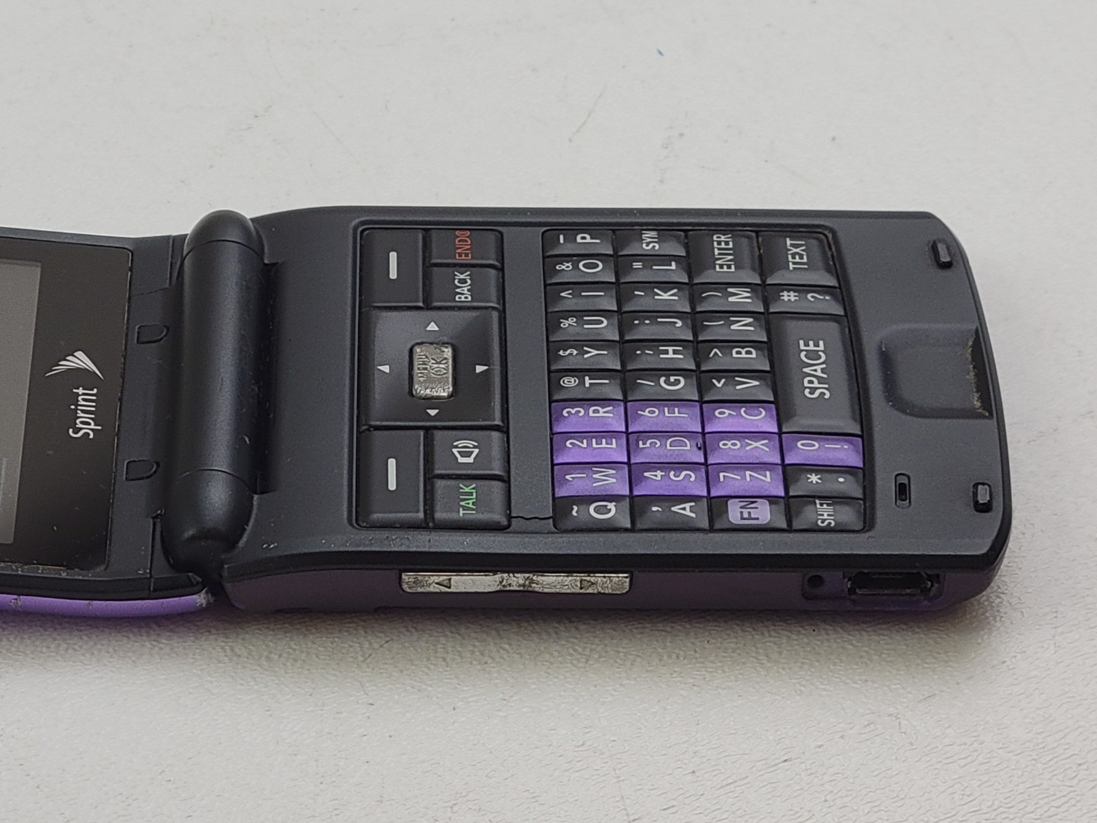 LG Lotus (LX600) Floral Purple Cell Phone for Sprint – WORKS! – H6198