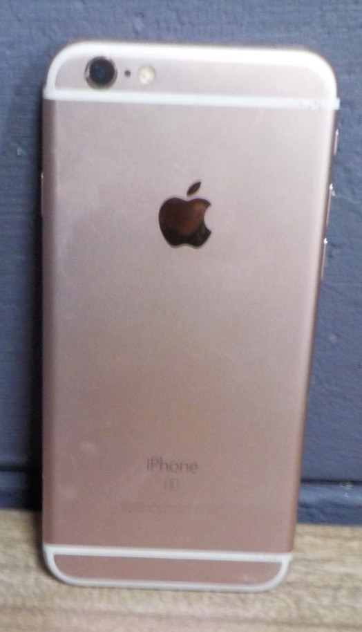 Apple iPhone 6s 5.5in 12MP Wi-Fi Bluetooth Smartphone