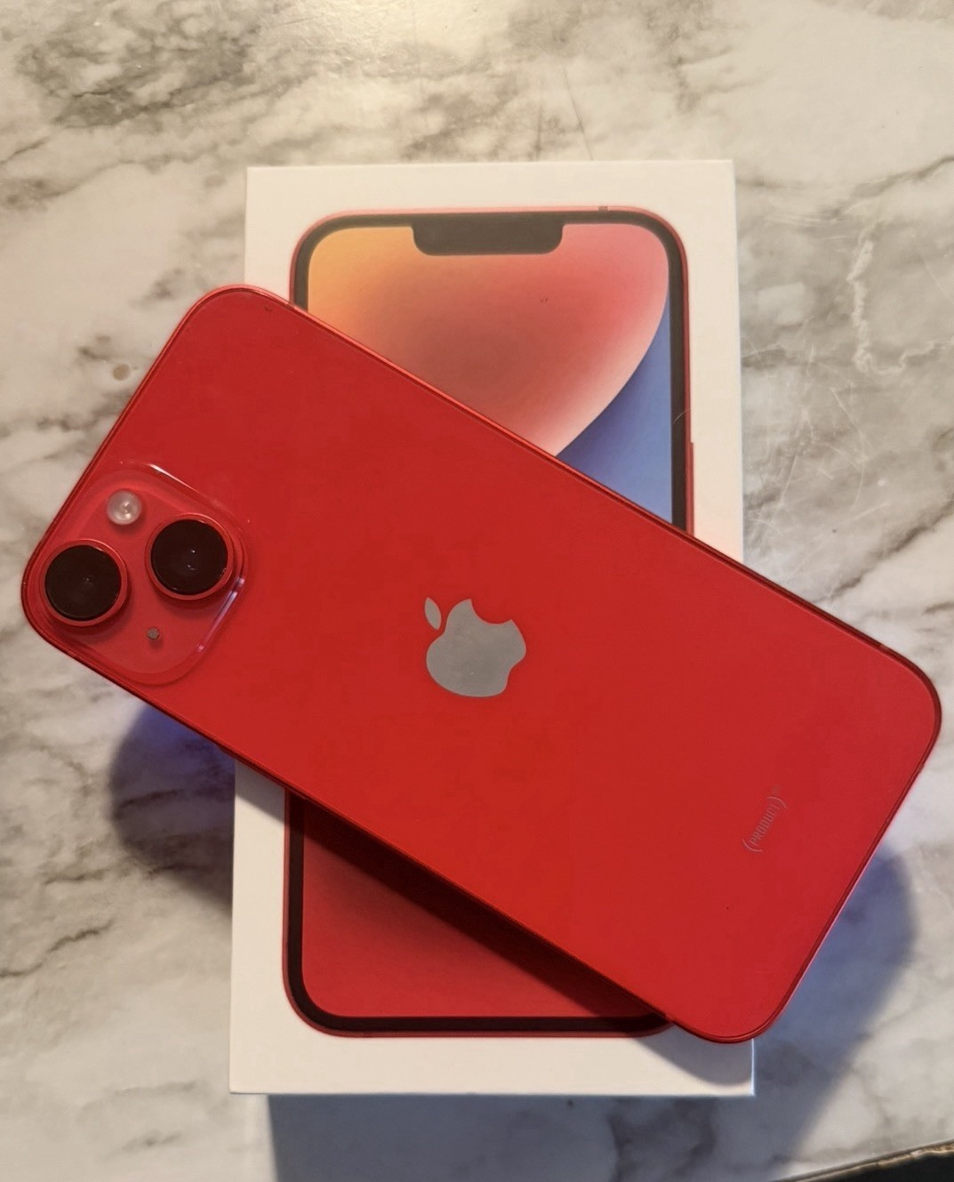 Apple iPhone 14 Red Smartphone with Box Face Recognition Touchscreen