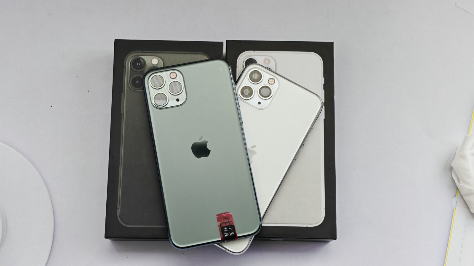 Apple iPhone 11 Pro Unlocked 64 GB 256 GB 5.8 in Random Color Good Condition
