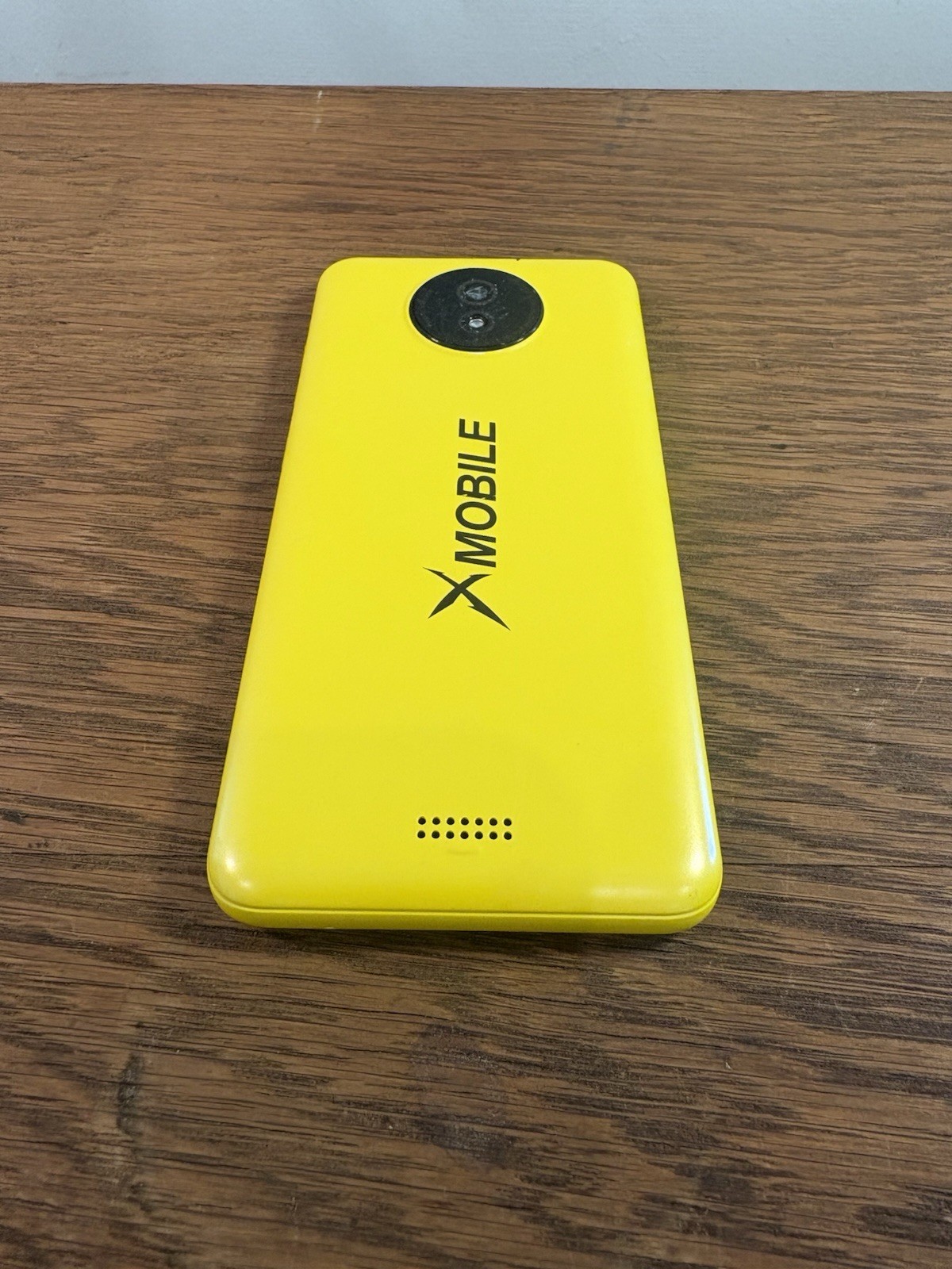X Mobile X55 Android Smartphone Yellow Dual SIM 4G LTE Working Tested 16 GB