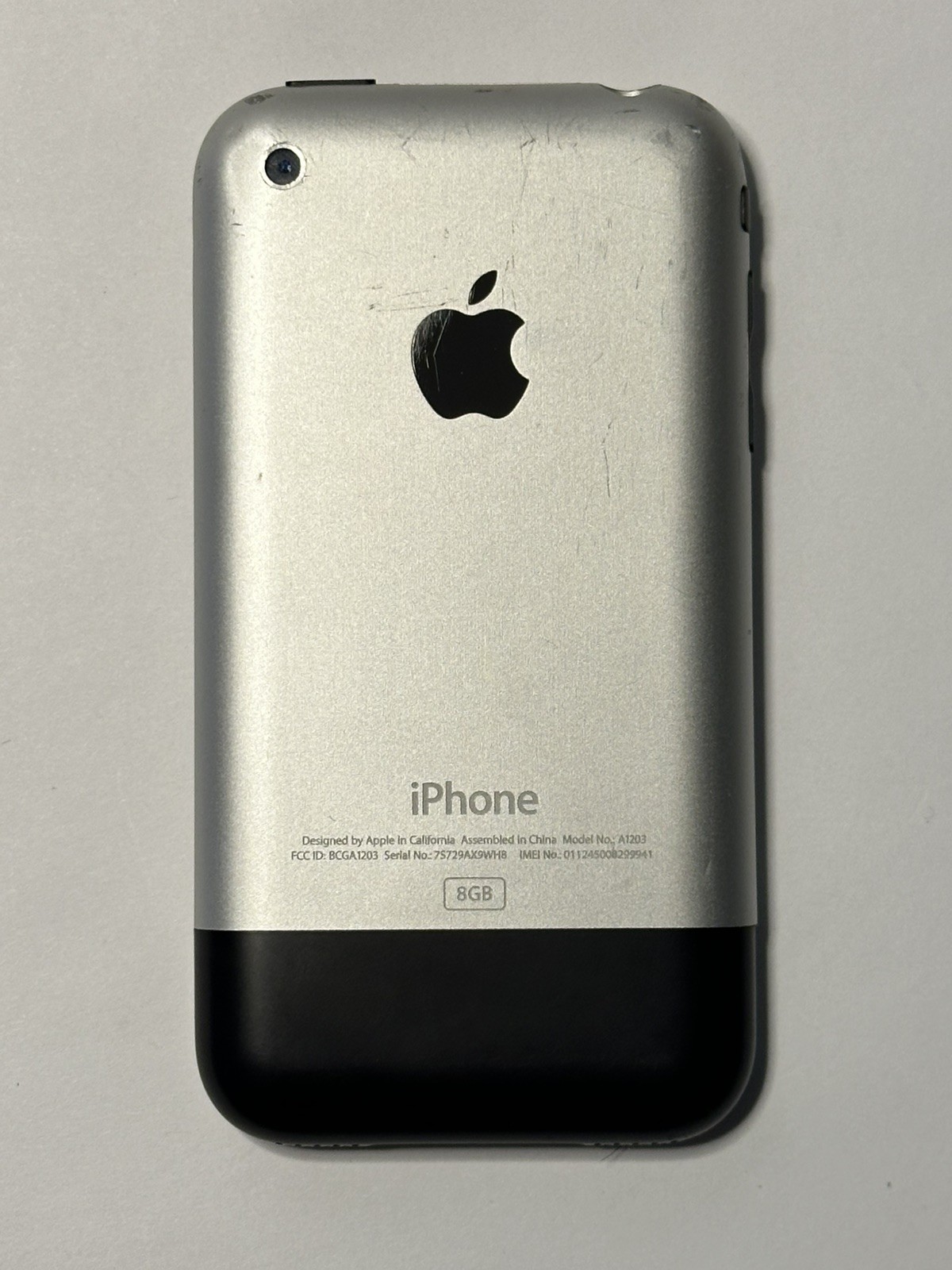 iOS 1.0 Apple iPhone 1st Generation – 8GB – Black A1203 (GSM) 2G MA712LL/A