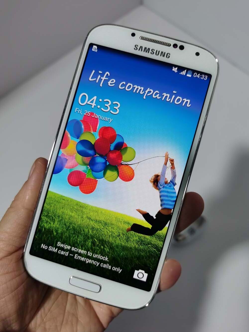 Boxed – Samsung Galaxy S4 GT-I9500 Unlocked 3G Android 32GB 13MP 5.0″ Smartphone