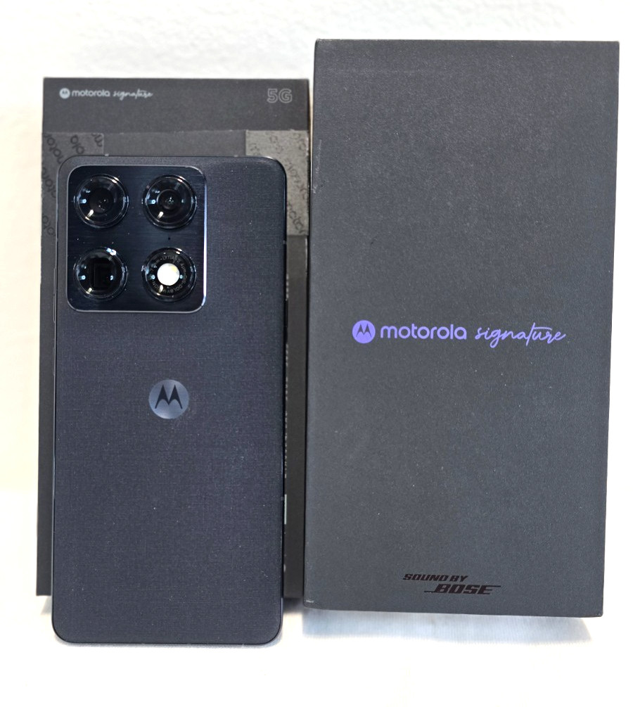 Moto Signature 5G XT2603-2 512GB + 16GB RAM 6.8″ Android Unlocked Sealed Box