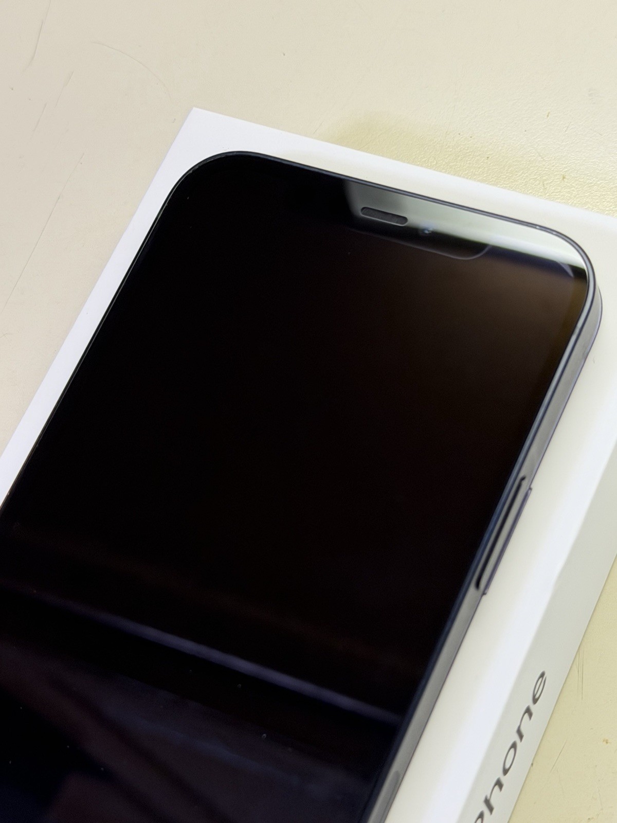 Apple iPhone 12 T-Mobile Black 64GB MGFL3LL/A