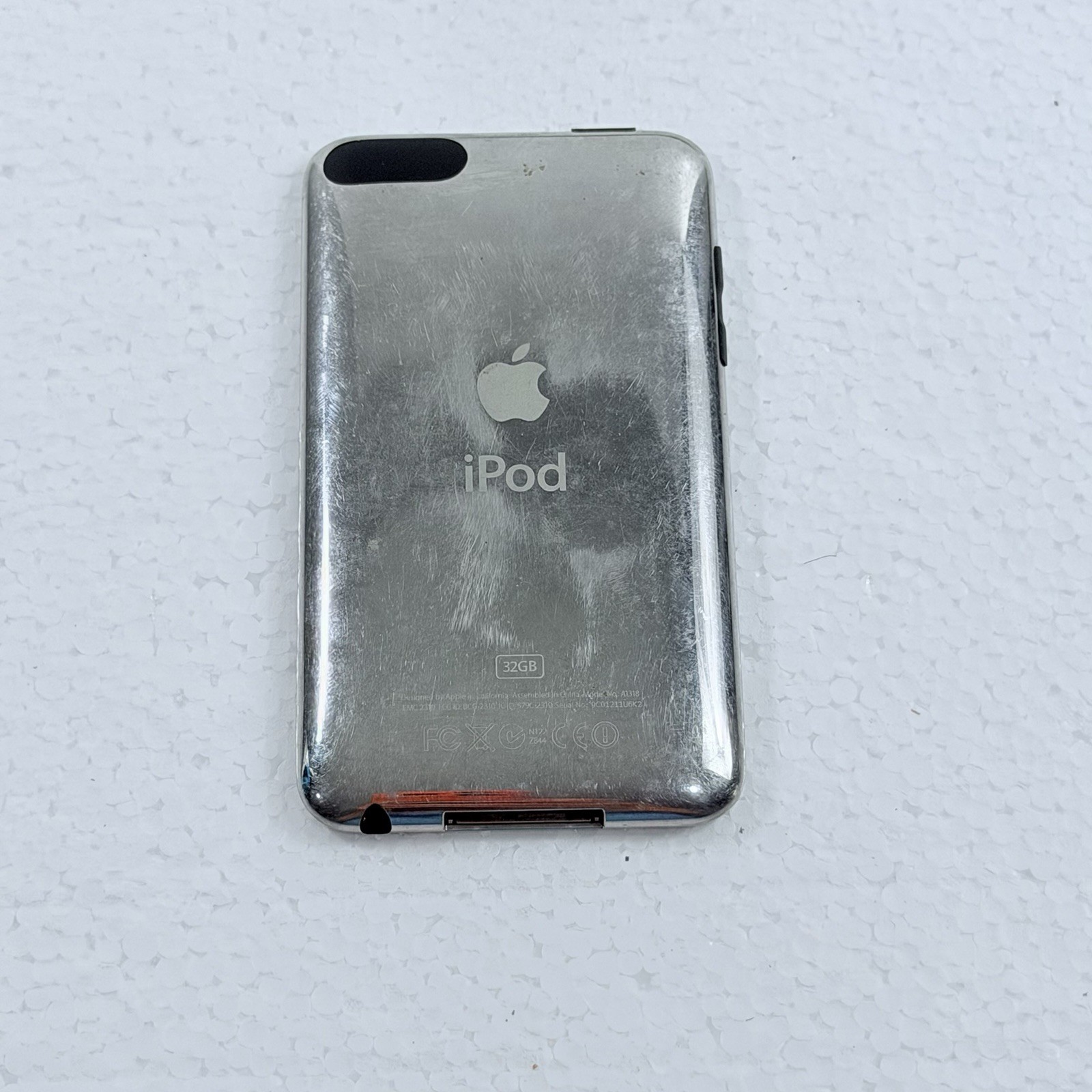Apple Lot Bundle iPhone 6s, 3GS, & iPod Touch 2nd Gen UNTESTED PARTS ONLY