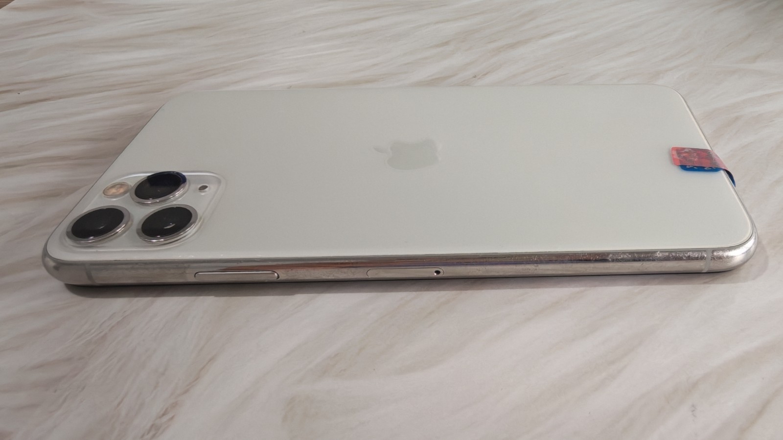 Apple iPhone 11 Pro Max Unlocked 64/256/512GB Random Color With Accessories Good