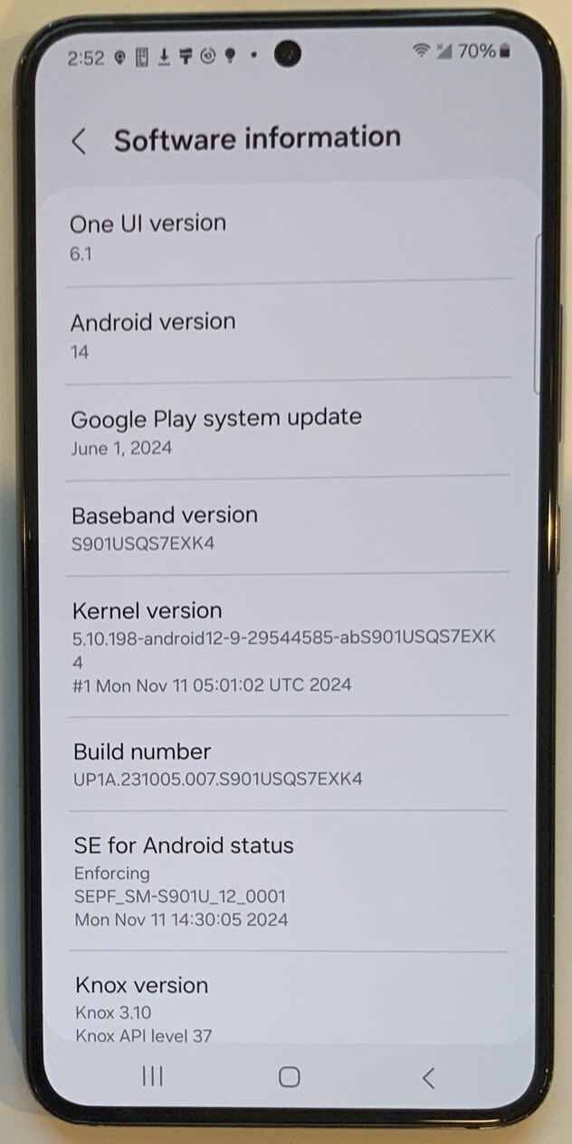 GSM UNLOCKED, SAMSUNG GALAXY S22, SM-S901U 128GB SMARTPHONE WITH NO SCREEN BURN