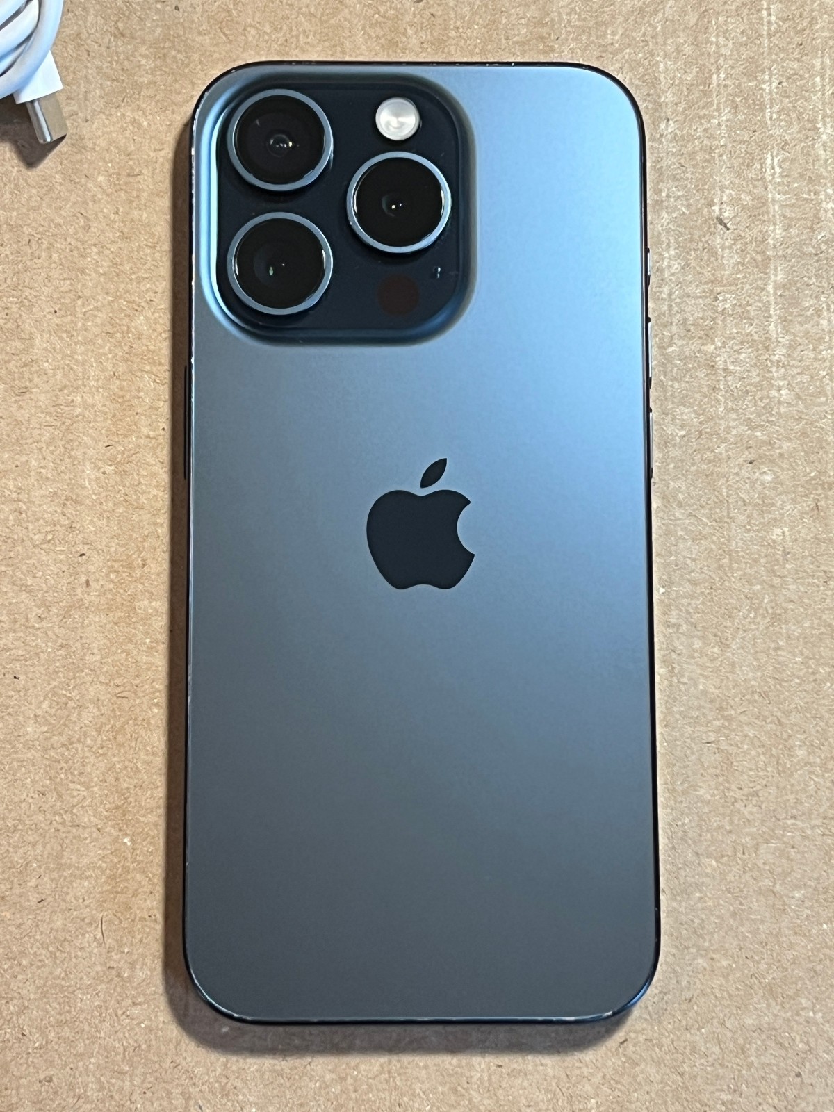Apple iPhone 15 Pro – 256GB – Blue Titanium Unlocked A2848 eSIM