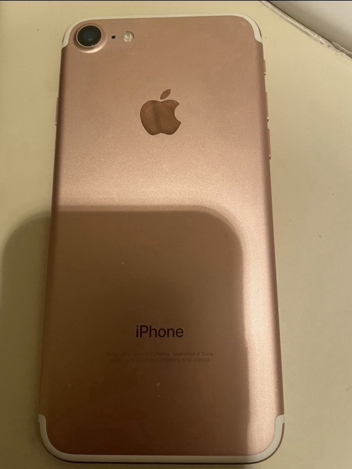 Apple iPhone 7 32GB Rose Gold Bar Smartphone 12.0MP Rear Camera