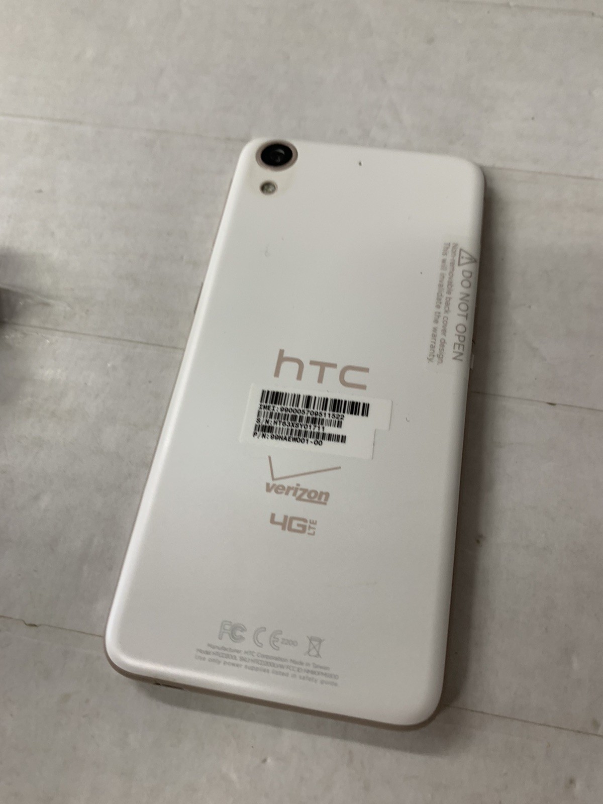 HTC Desire 626 HTC Desire 626 Model Number White Bar Smartphone Classic Design