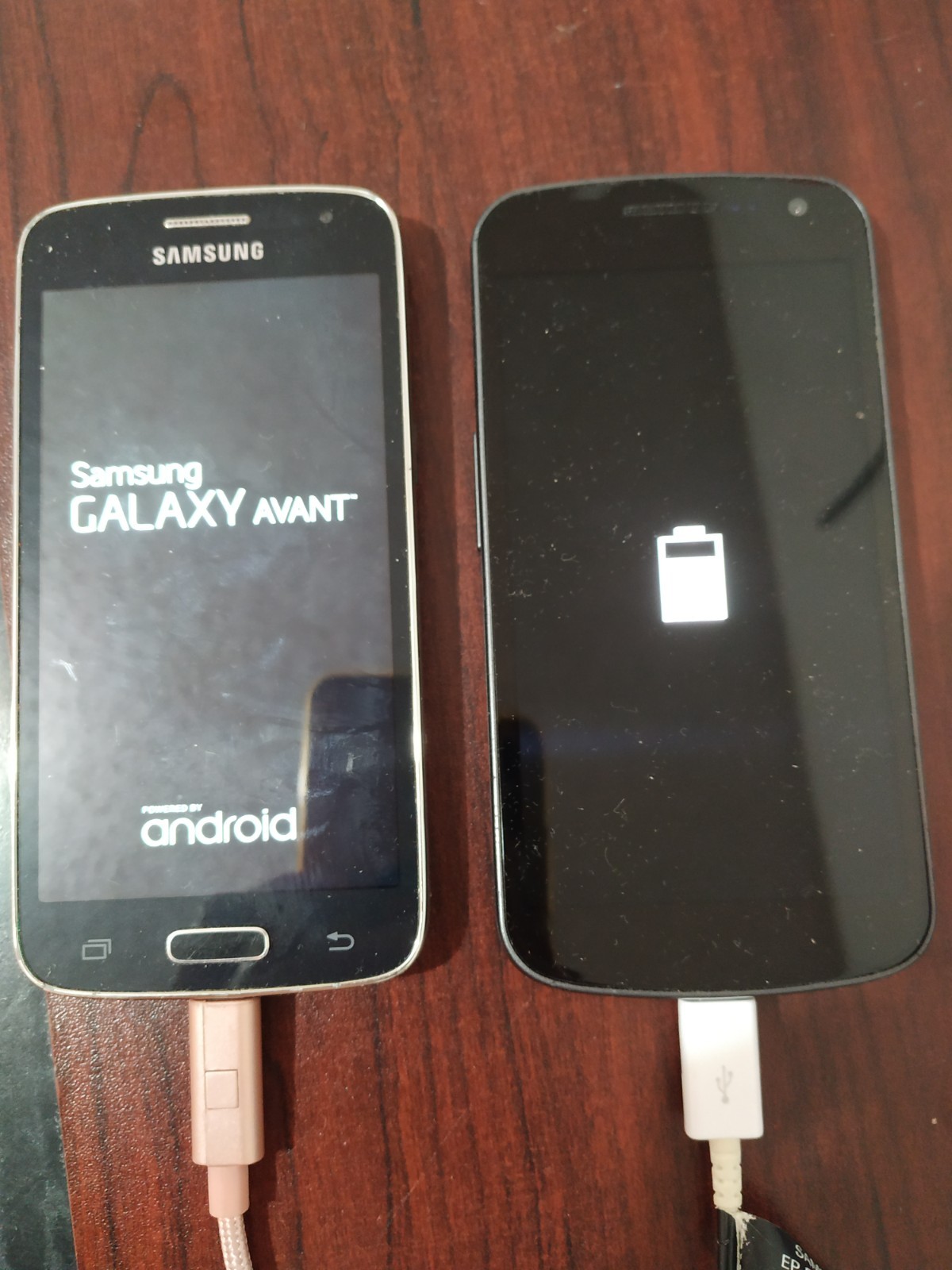 Lot of 14 Mixed model Samsung Galaxy S4 (3pc) and S3 (3pc) and other for parts