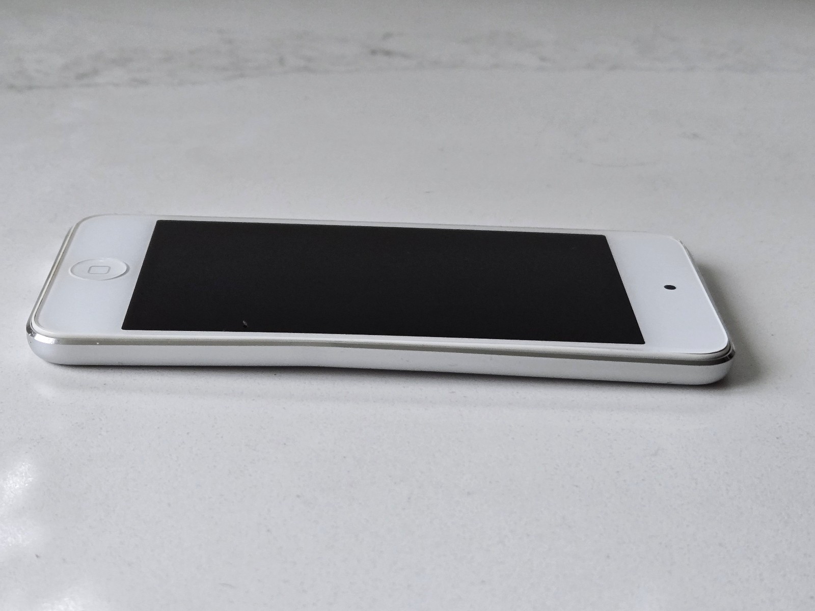 iPod Touch – 6th Gen A1574