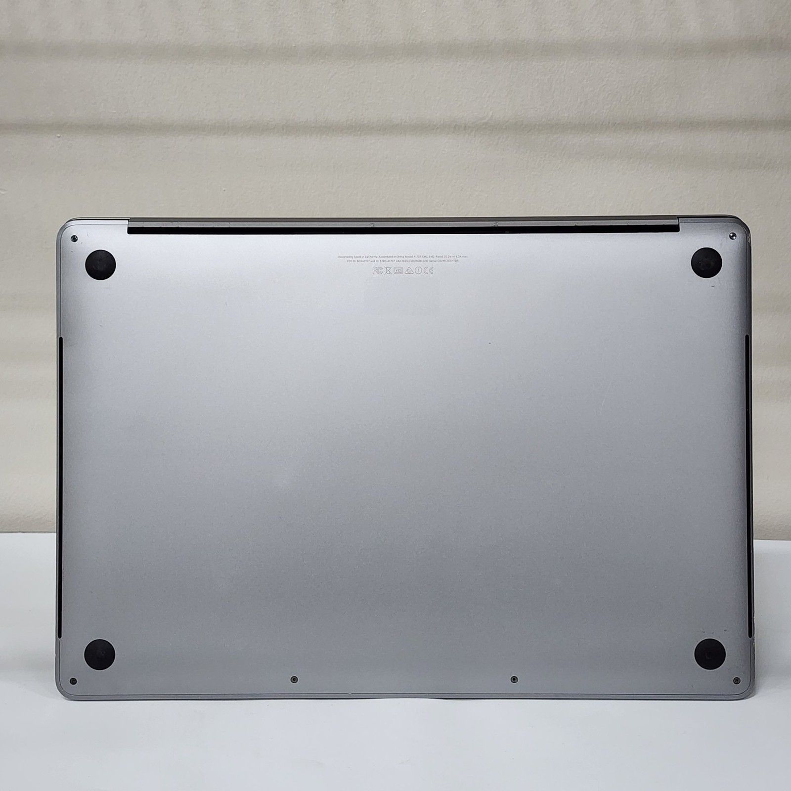 Apple MacBook Pro Late 2016 15 – 2KB0