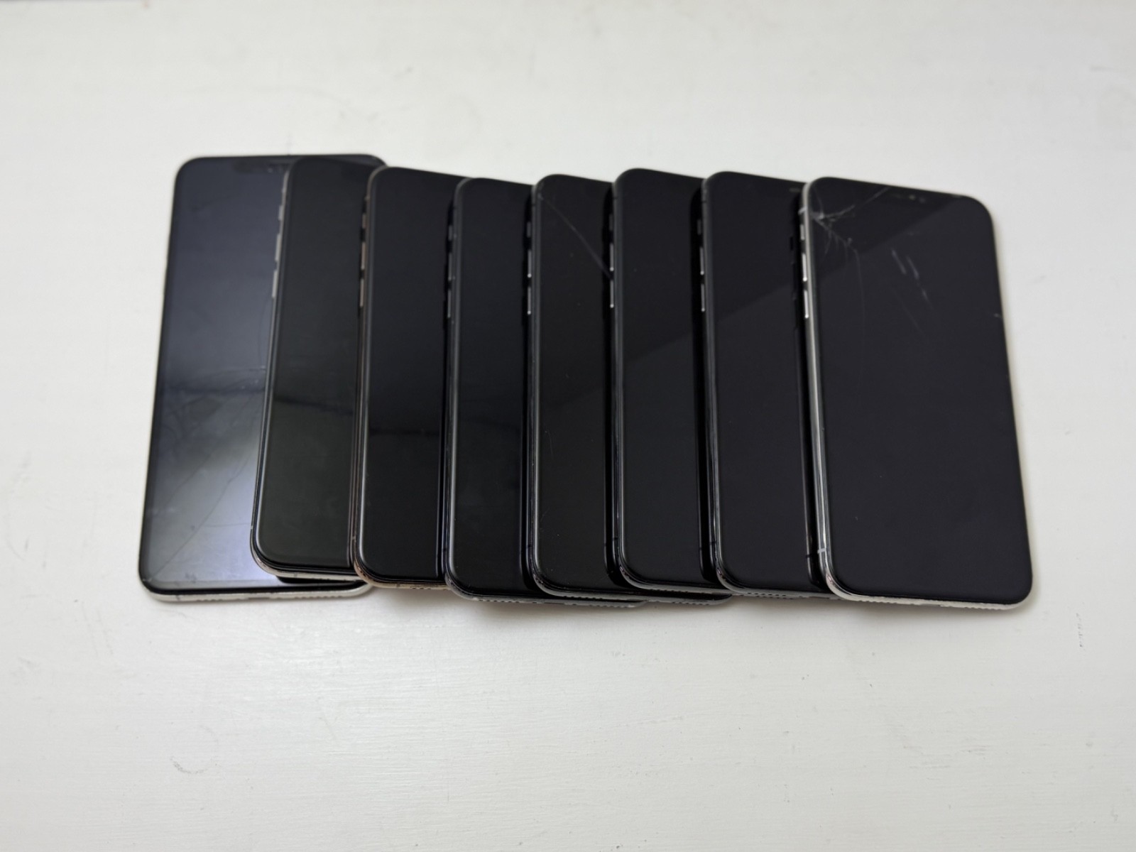 Lot of 8 – Apple iPhone X, XS, XS Max – (A1865, A1920, A1921) – For Parts READ!