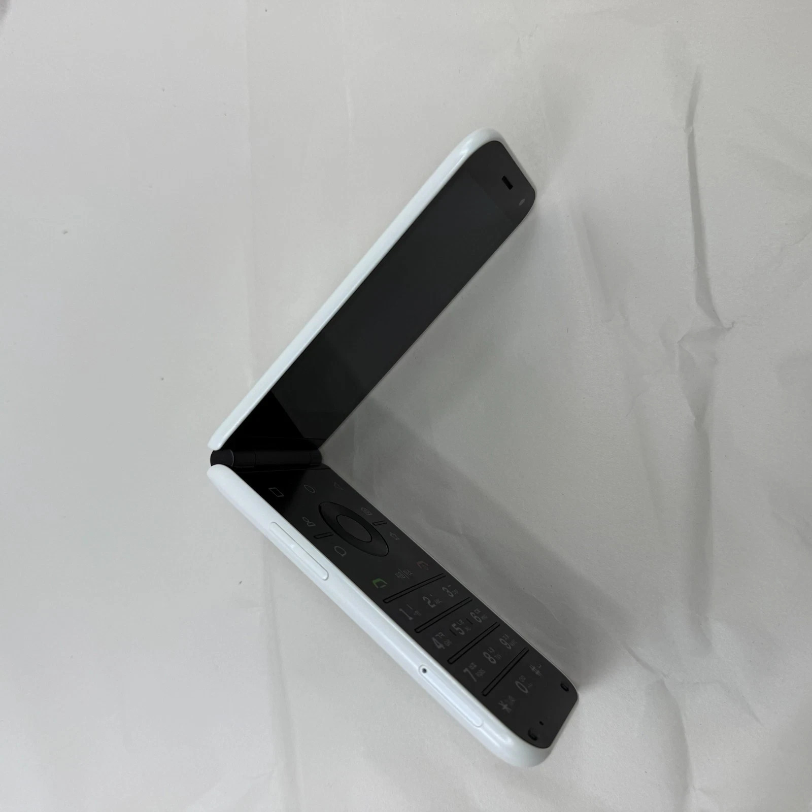 ALT MIVE Style Folder AT-M120 32GB Unlocked LTE/3G Android 12 Black White USED