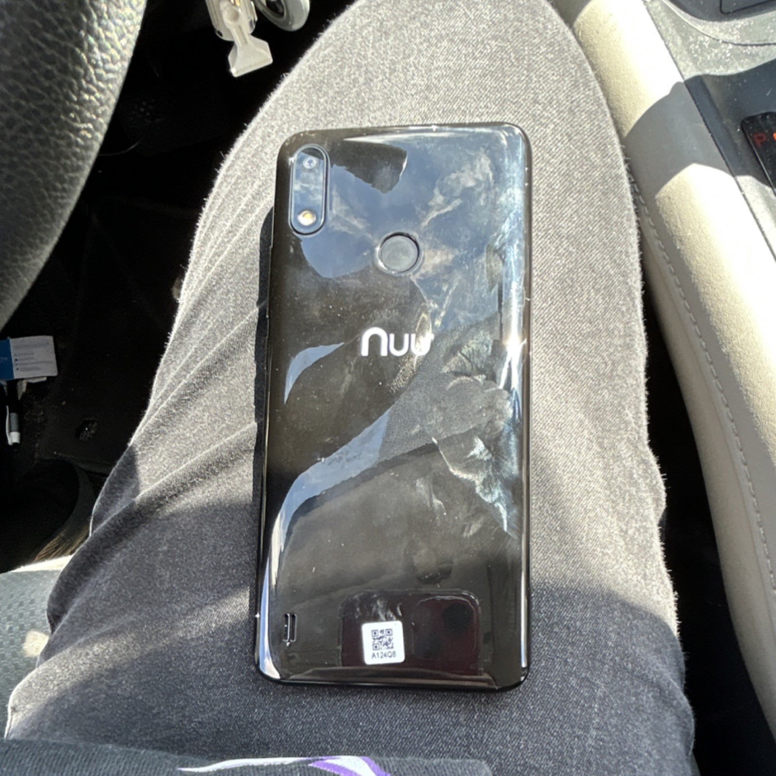 Nuu X6 Plus Android Smartphone 32GB Storage Black Slate Style – Used