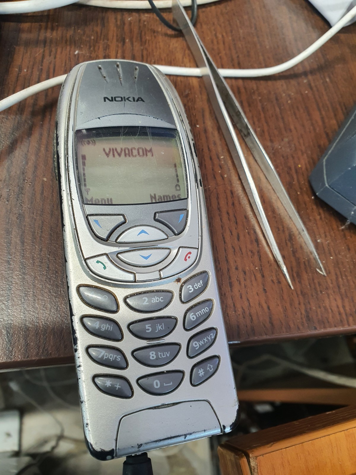 Nokia 6310i – 123 KB – Silver (Unlocked)