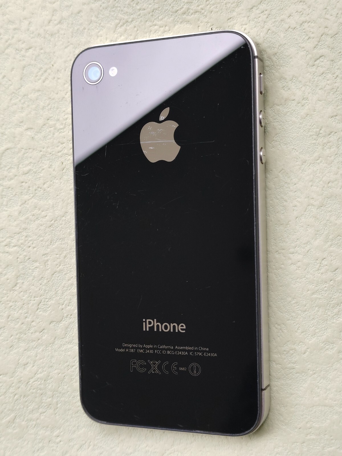 90%N ew Working Apple iPhone 4/4s White/Black 8/16/32GB UNLOCKED CCD Camera