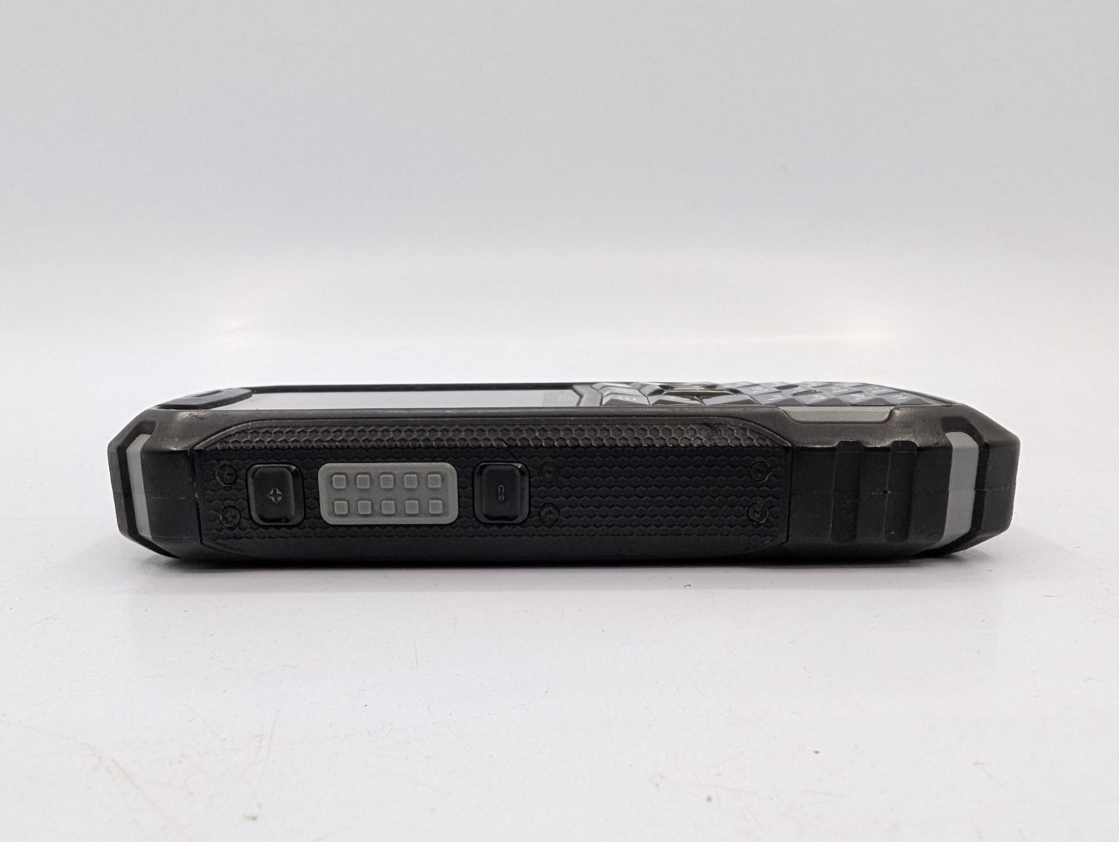 Sonim XP5700 Smartphone Black Wi-Fi Bluetooth 2.64″ Display 5.0MP (1GB+2GB)