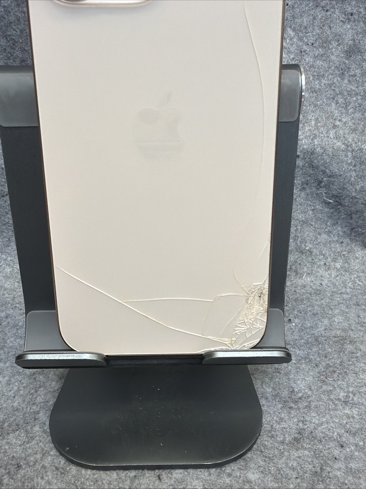 Apple iPhone 16 Pro Max – 256 GB – Desert Titanium Dish Boost See Description