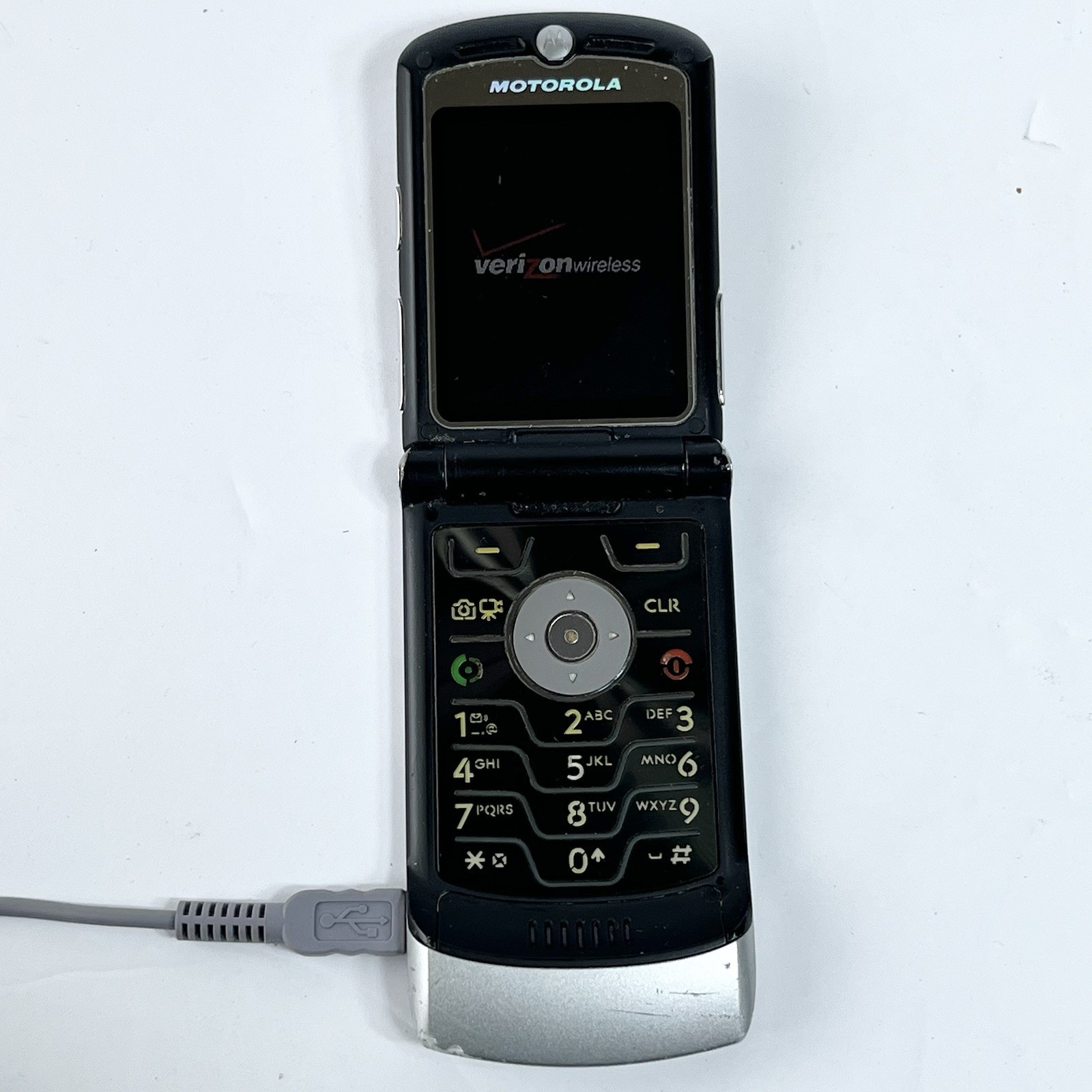 Motorola RAZR V3m Verizon Vintage Silver Flip Phone 30MB Storage, Powers On