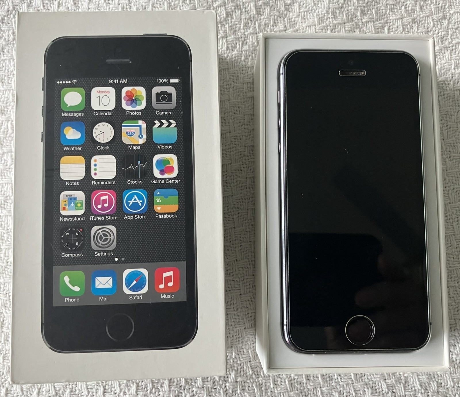 Apple iPhone 5s 32GB Space Gray Unlocked w/ Matching Box ~ Touch ID Tested VG+