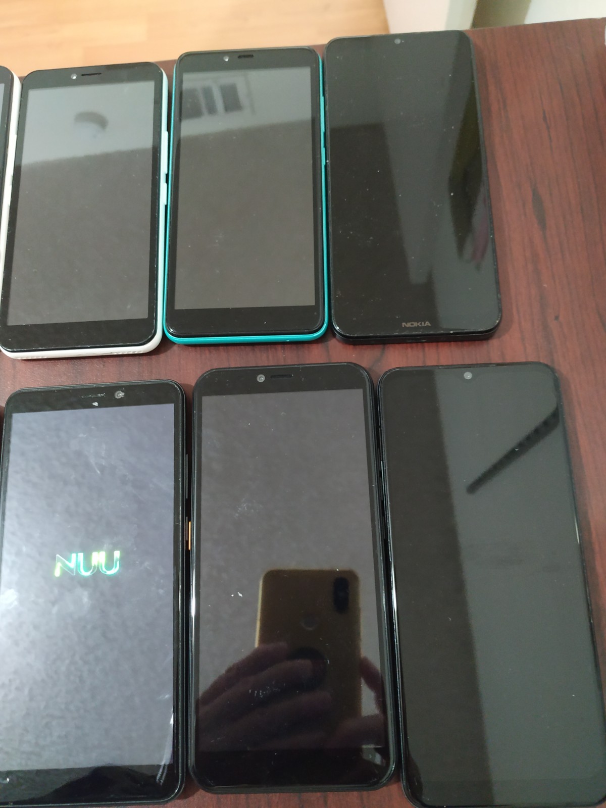 Lot of 10 Mixed Brand VORTEX C24 / WIKO / BLU/NUU /and other Smartphone For part