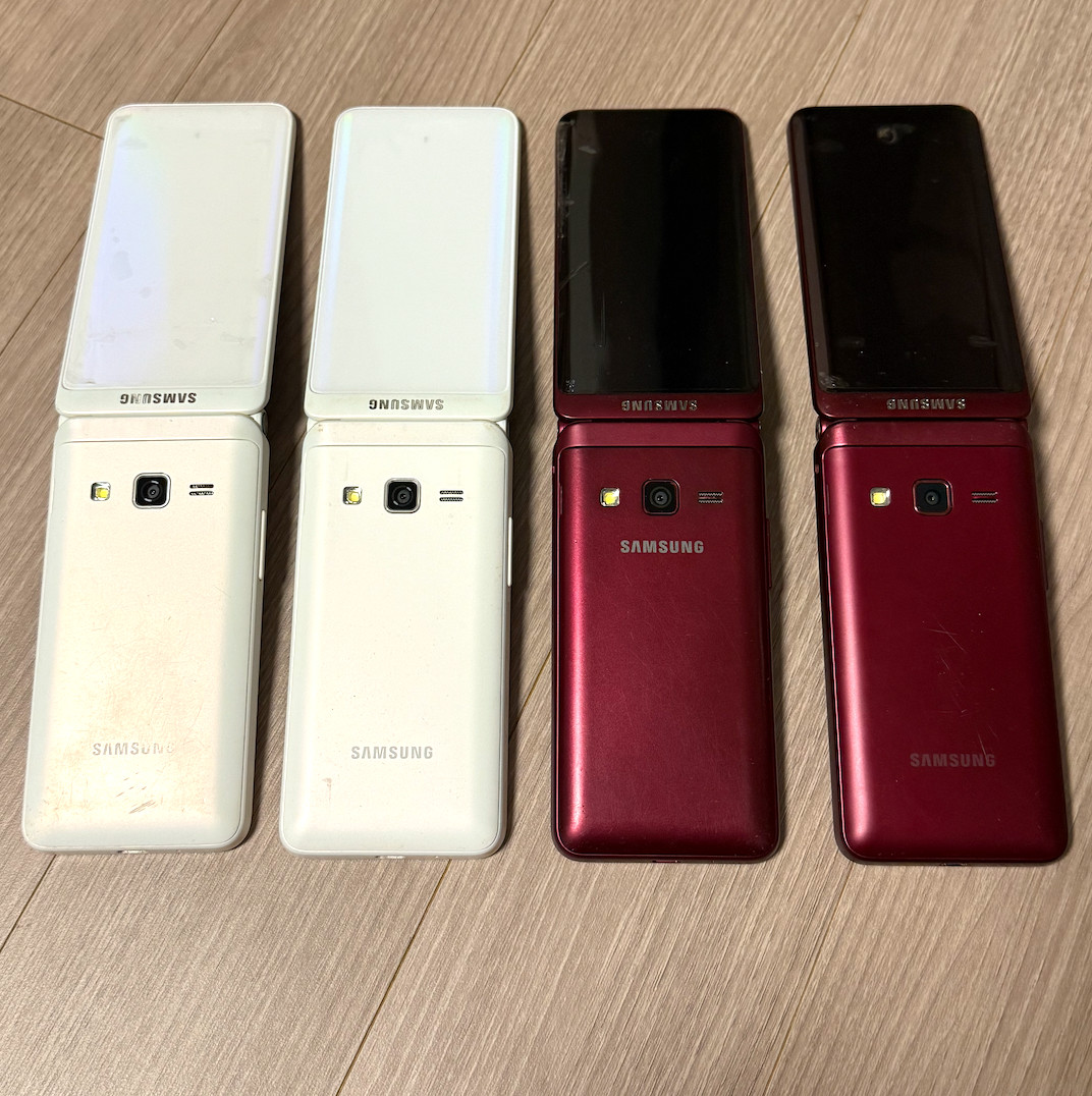 Samsung Galaxy Folder 2 SM-G160N 32GB Unlocked LTE Flip Phone Black White Red A+