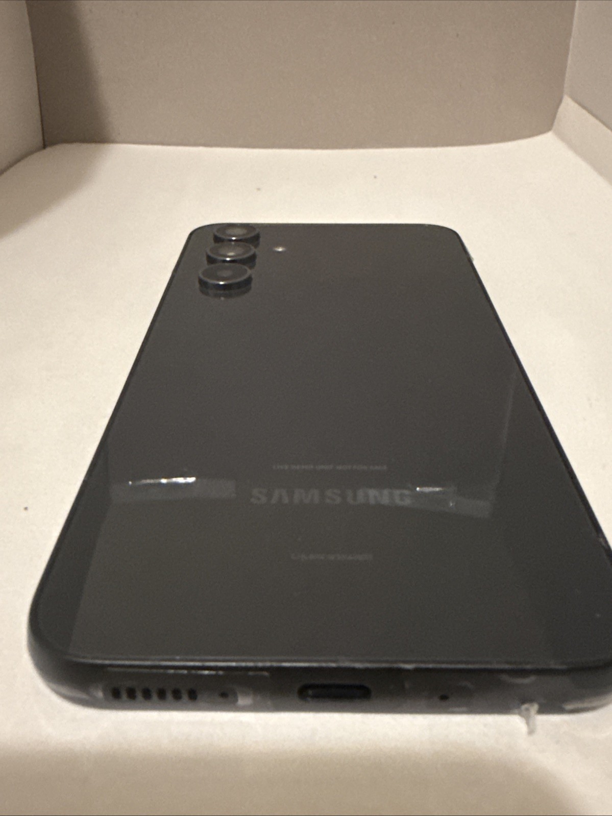 Samsung A54 5G – DEMO UNIT (READ DESCRIPTION)