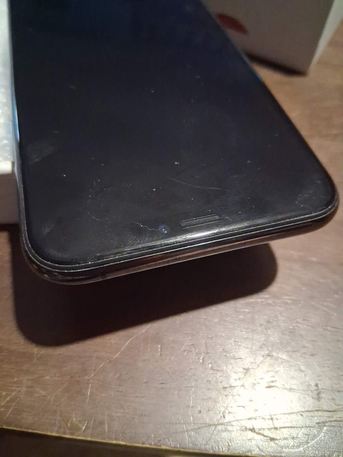Apple iPhone XS 64GB (Unlocked) Black, Wired Earbuds, IWalk Battery Pack