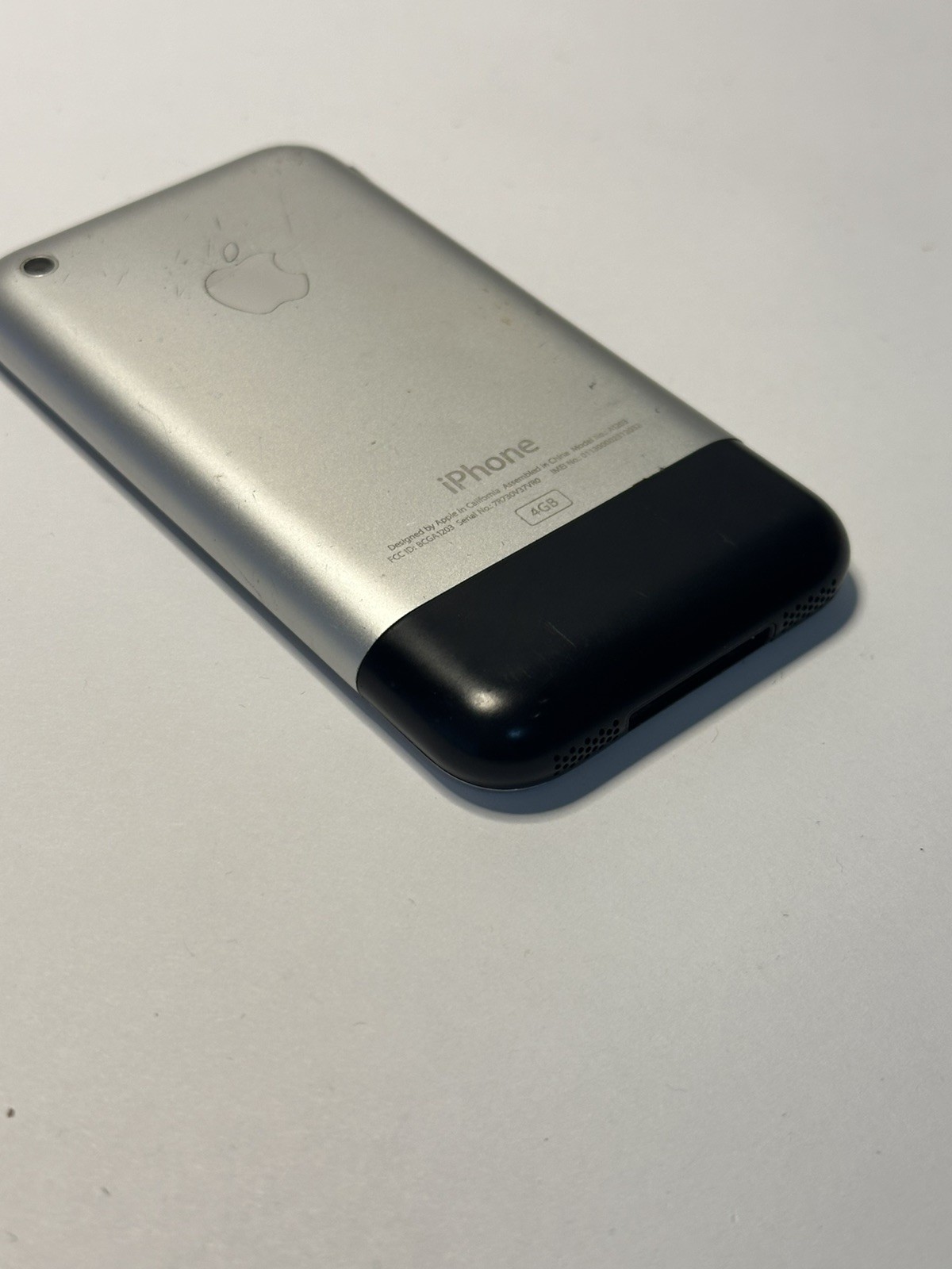 Rare iOS 1.0 Apple iPhone 1st Generation – 4GB – Black A1203 (GSM) 2G