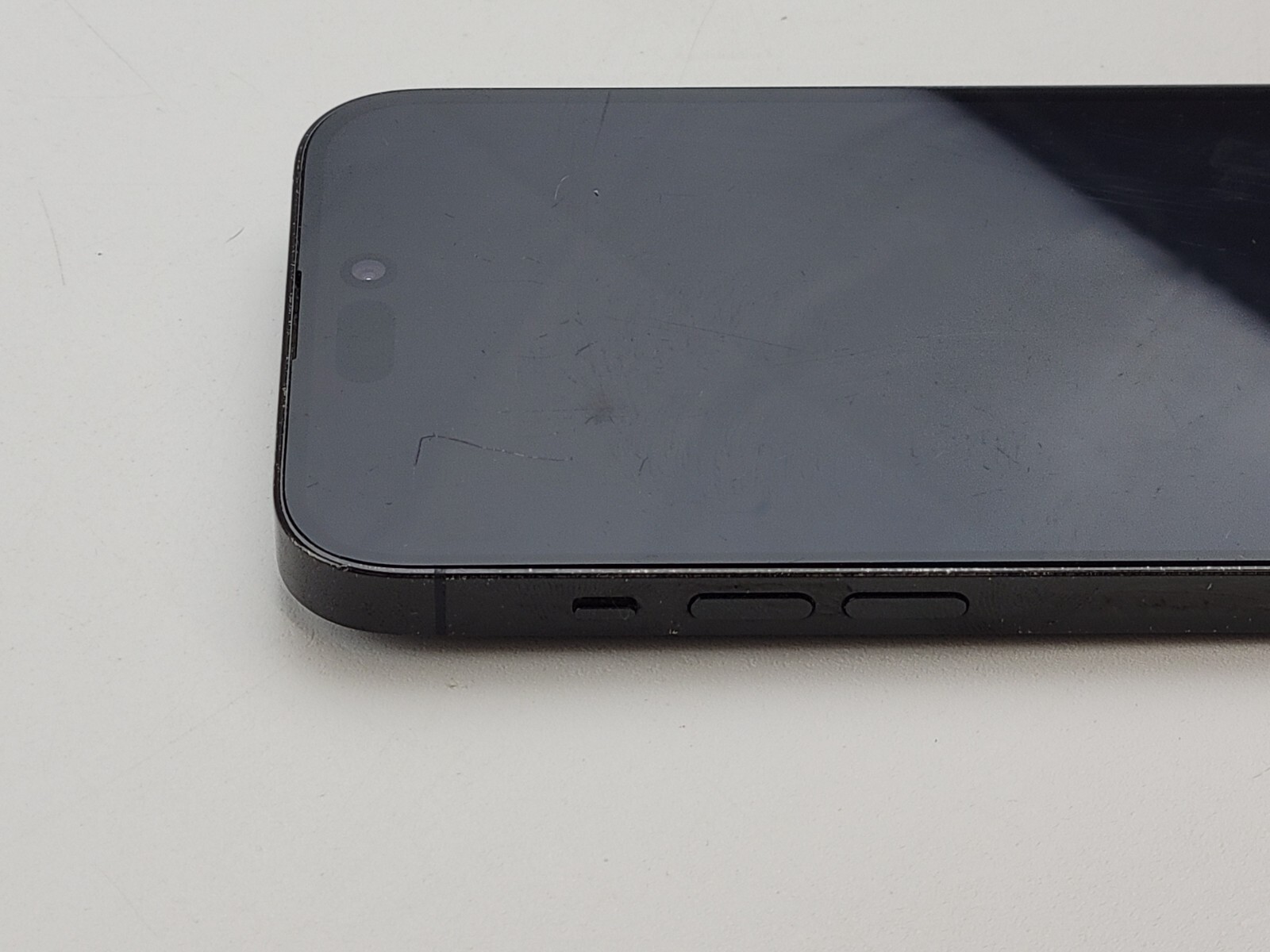 Apple iPhone 14 Pro Max (A2651) 256GB (AT&T) – SMALL ISSUE – Clean IMEI – J3696