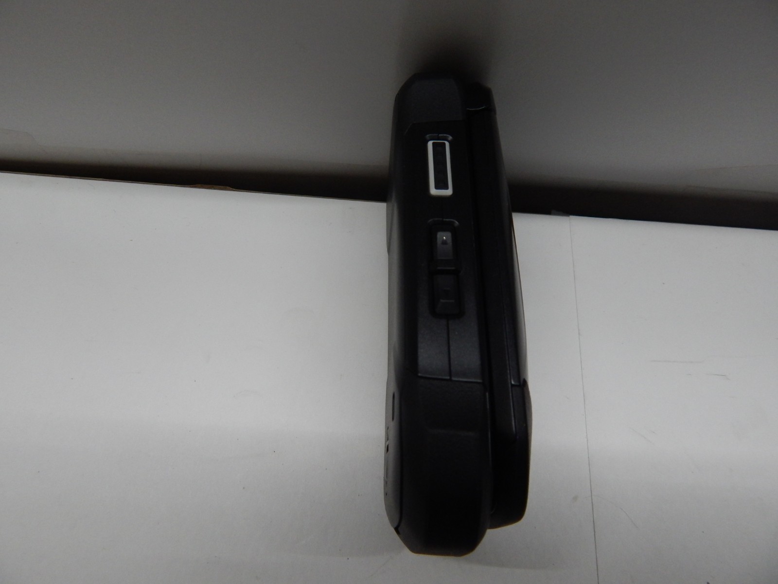 VERIZON KYOCERA DURAXV E4810 EXTREME FLIP PHONE 16GB RUGGED
